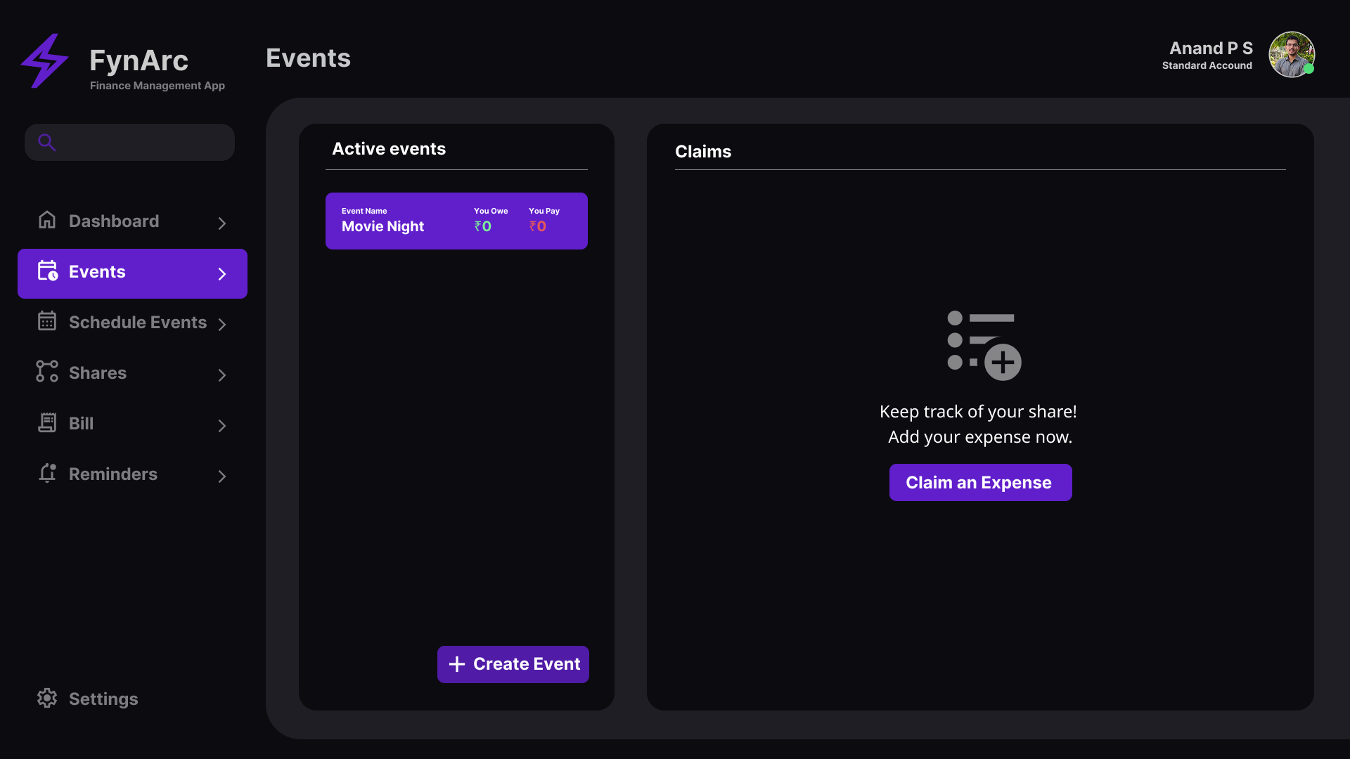 Overview screen showing grouped event balances and expense summaries
